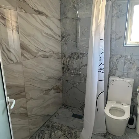 Gali Luxury * Aya Napa